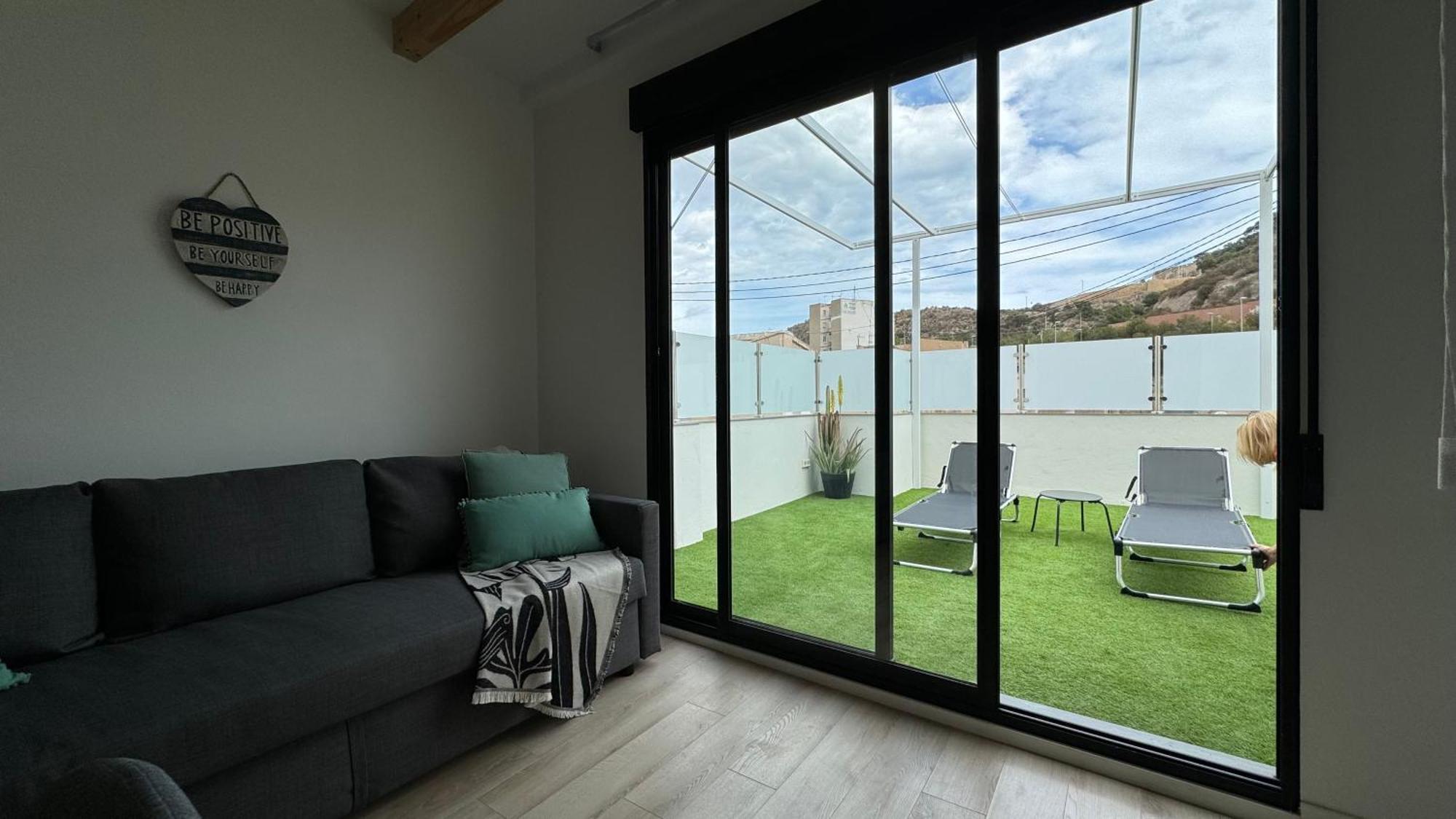 Apart-Hotel Happy Life Alicante Eksteriør bilde